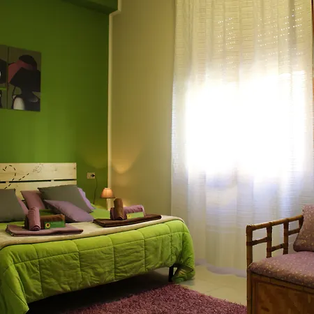 住宿加早餐酒店 萨巴拜奥拉旅馆 卡利亚里