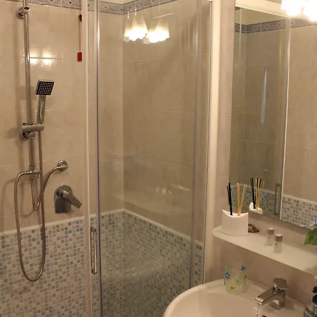 萨巴拜奥拉旅馆 住宿加早餐酒店 3*